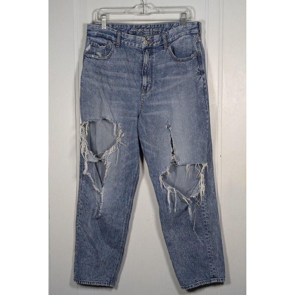 AE High Rise Curvy Mom Jean